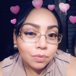 Meet your Posher, Rebecca